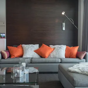 Luxury At Palms Place Apartahotel